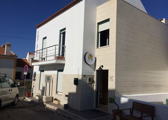 Surf 1 Guest house Peniche