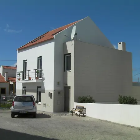 Πανσιόν Surf 1 Peniche