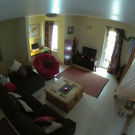 Surf 1 Casa de hóspedes 2*