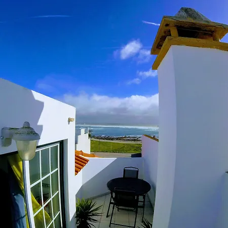 Surf 1 Casa de hóspedes 2*