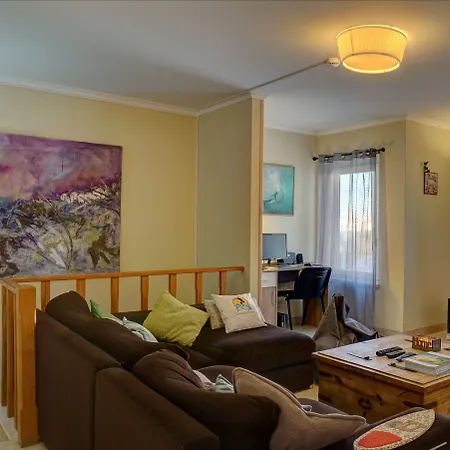 Surf 1 Casa de hóspedes Peniche